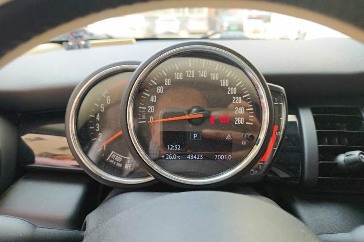 Used MINI 2018 1.5T COOPER Classic Edition Instrument Cluster