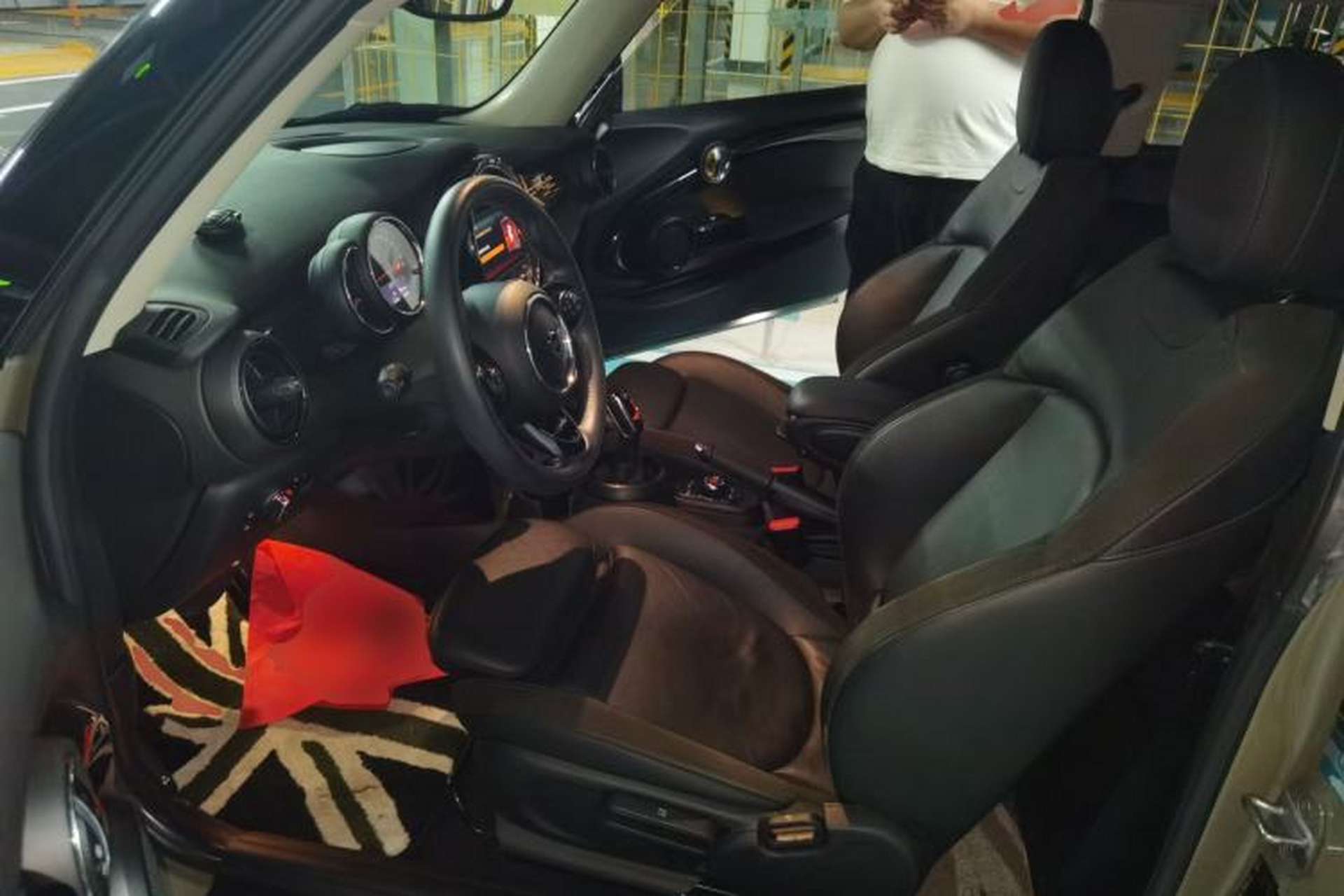 Used MINI 2018 1.5T COOPER Artist Left Front Seat