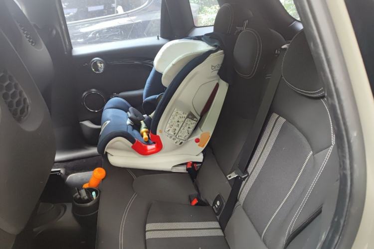 Used MINI 2018 1.5T COOPER Racing Edition Five-Door Version Left Rear Seat