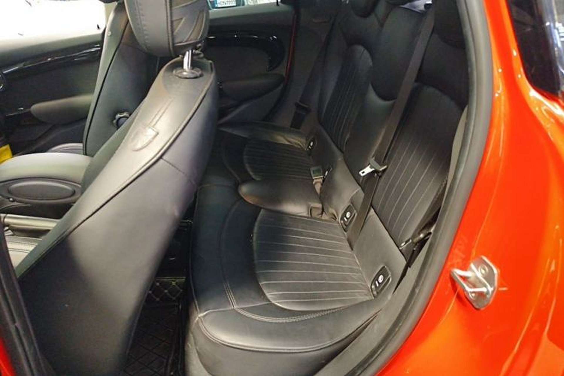 Used MINI 2018 2.0T COOPER S Artist Five-Door Edition Left Rear Seat