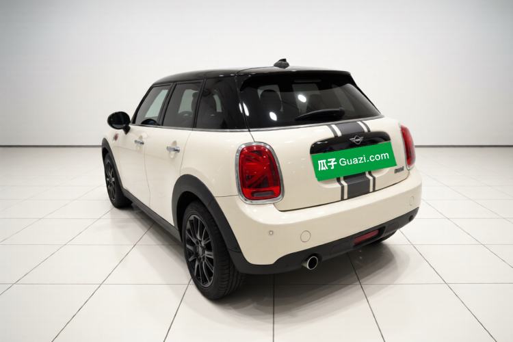 Used MINI 2018 1.5T COOPER Classic Edition Five-Door Version Rear Left 45 Deg