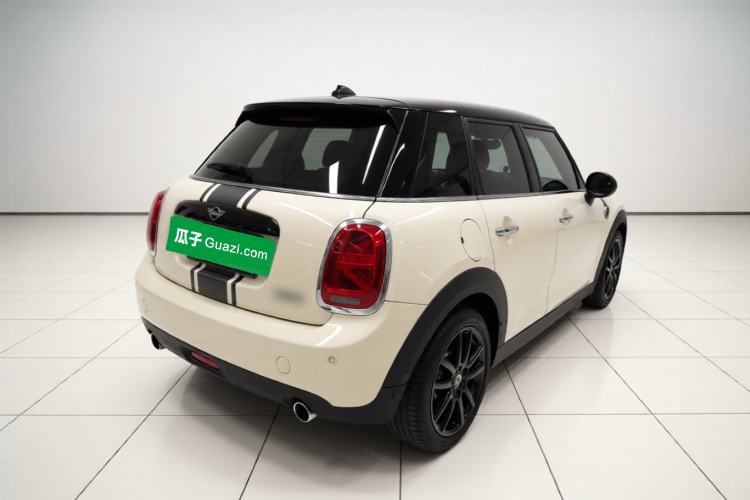 Used MINI 2018 1.5T COOPER Classic Edition Five-Door Version Rear Right 45 Deg