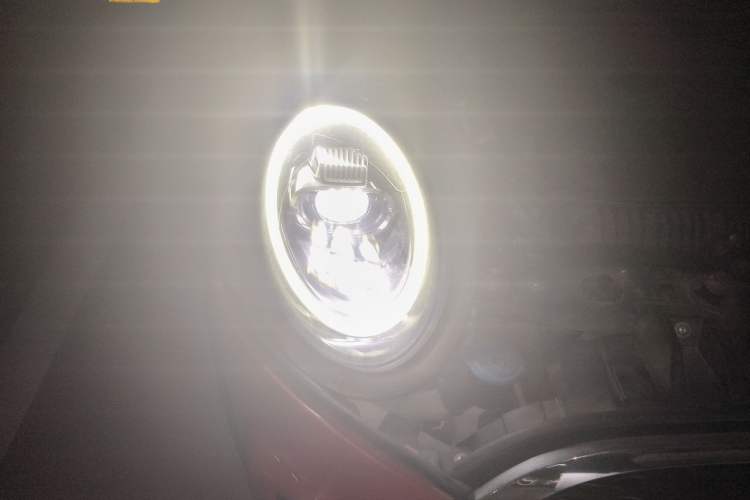 Used MINI 2018 2.0T COOPER S Racing Edition 5-door model Right Front Headlight