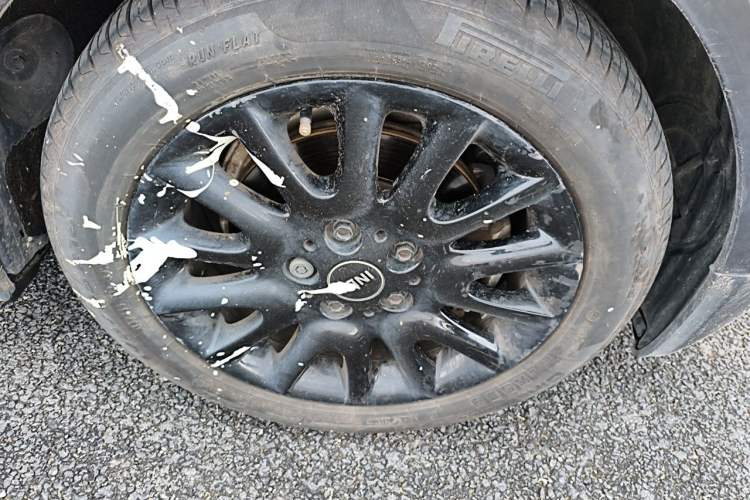 Used MINI 2018 1.5T COOPER Classic Edition Right Front Wheel Hub
