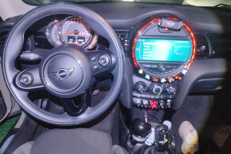 Used MINI 2018 1.5T COOPER Classic Edition Steering Wheel