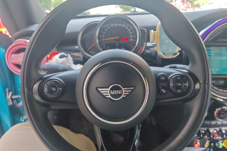 Used MINI 2018 1.5T COOPER CABRIO Classic Edition Steering Wheel