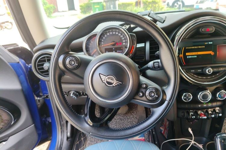 Used MINI 2018 1.5T COOPER Classic Edition Steering Wheel