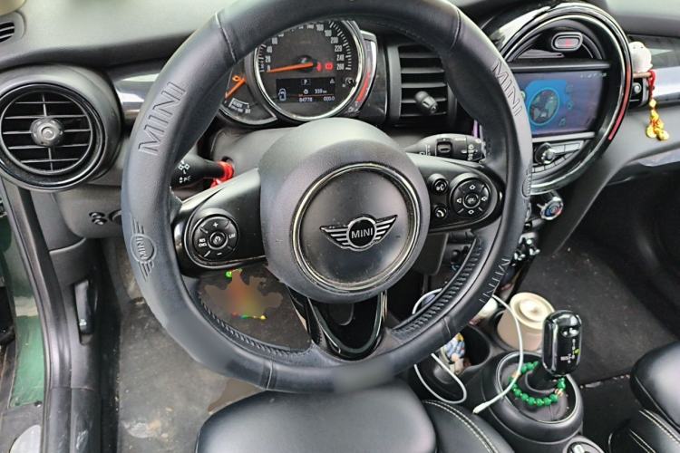 Used MINI 2018 1.5T COOPER Classic Edition Steering Wheel
