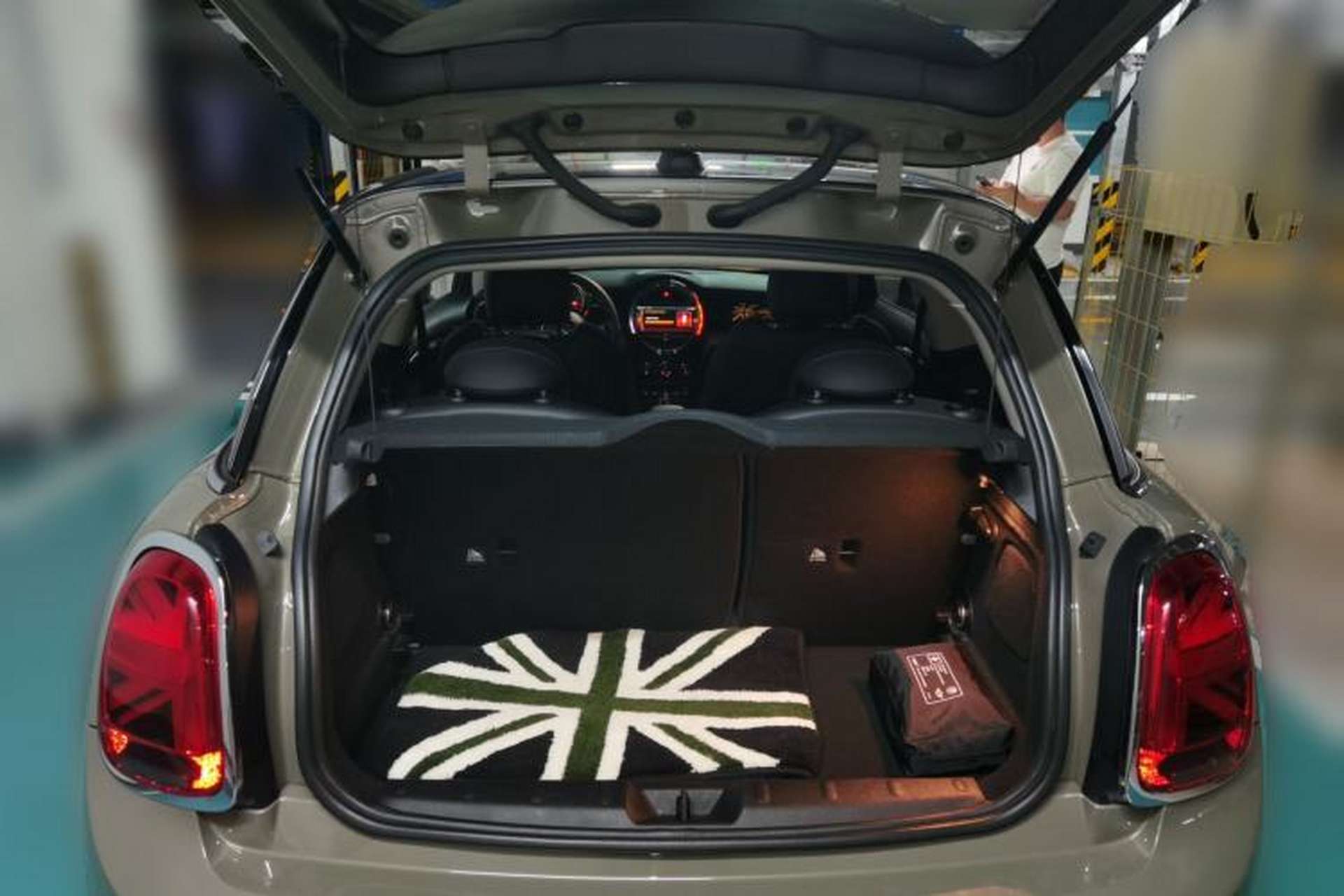 Used MINI 2018 1.5T COOPER Artist Trunk