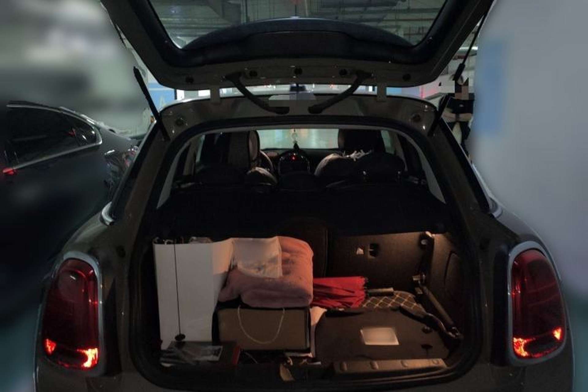 Used MINI 2018 1.5T COOPER Classic Edition Five-Door Version Trunk