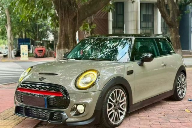 Used MINI 2018 2.0T COOPER S Artist