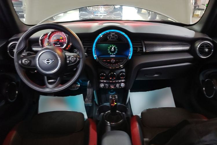 Used MINI 2018 2.0T COOPER S Racing Edition 5-door model Center Console