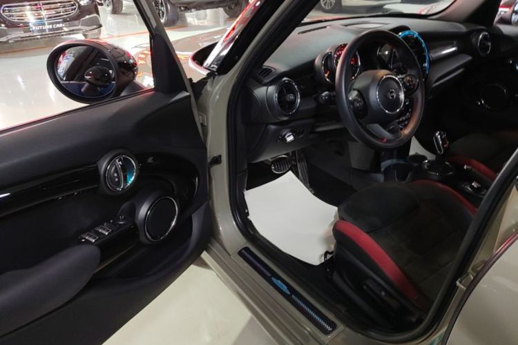 Used MINI 2018 2.0T COOPER S Racing Edition 5-door model Driver Seat