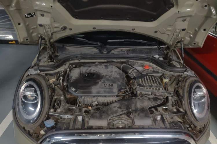 Used MINI 2018 1.5T COOPER Classic Edition Five-Door Version Engine Bay