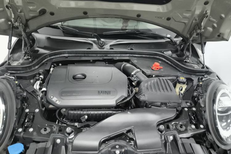 Used MINI 2018 1.5T COOPER Classic Edition Five-Door Version Engine Bay