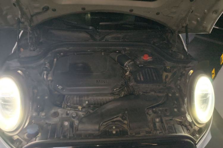 Used MINI 2018 1.5T COOPER Racing Driver Engine Bay