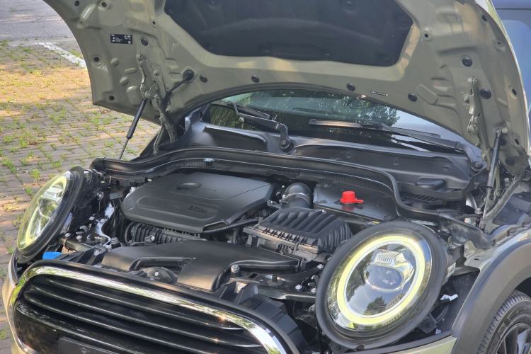 Used MINI 2018 1.5T COOPER Classic Edition Five-Door Version Engine Bay