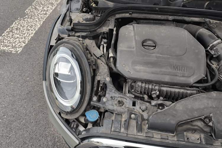 Used MINI 2018 1.5T COOPER Classic Edition Five-Door Version Engine Bay Right