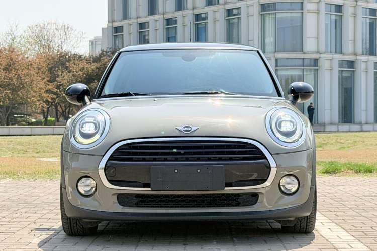 Used MINI 2018 1.5T COOPER Classic Edition Exterior 1