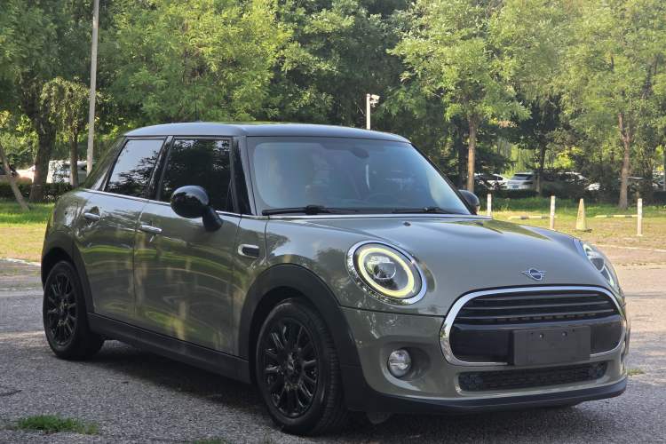Used MINI 2018 1.5T COOPER Classic Edition Five-Door Version Exterior 3