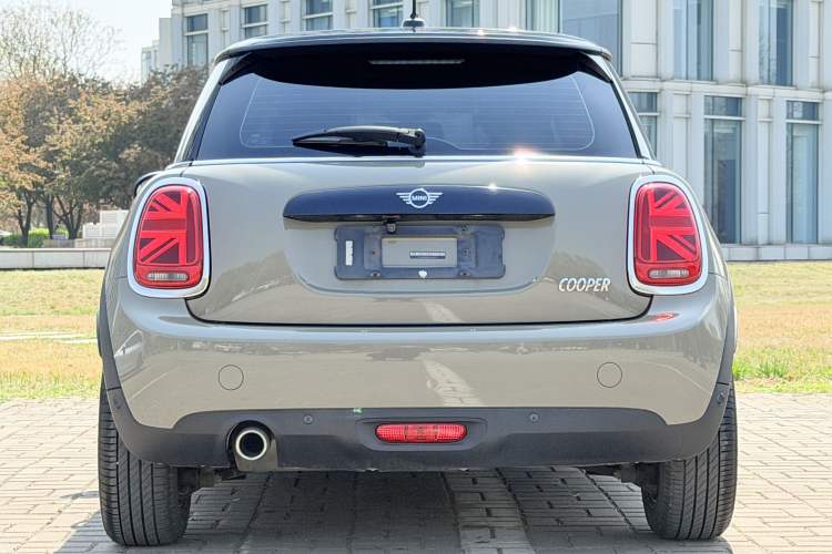 Used MINI 2018 1.5T COOPER Classic Edition Exterior 4