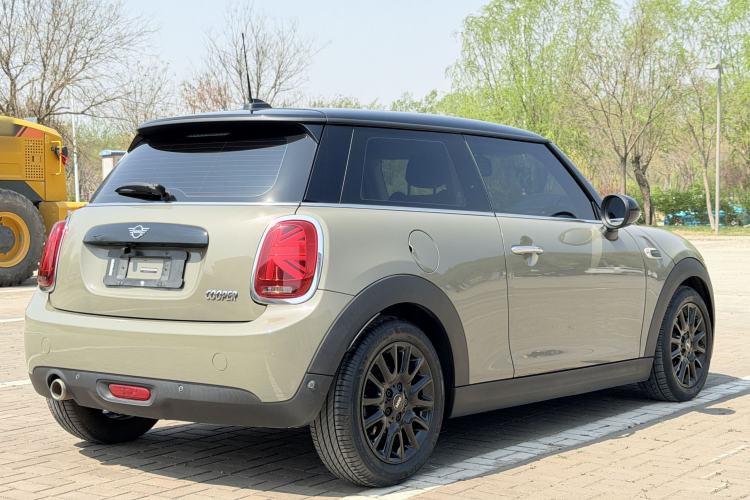 Used MINI 2018 1.5T COOPER Classic Edition Exterior 5