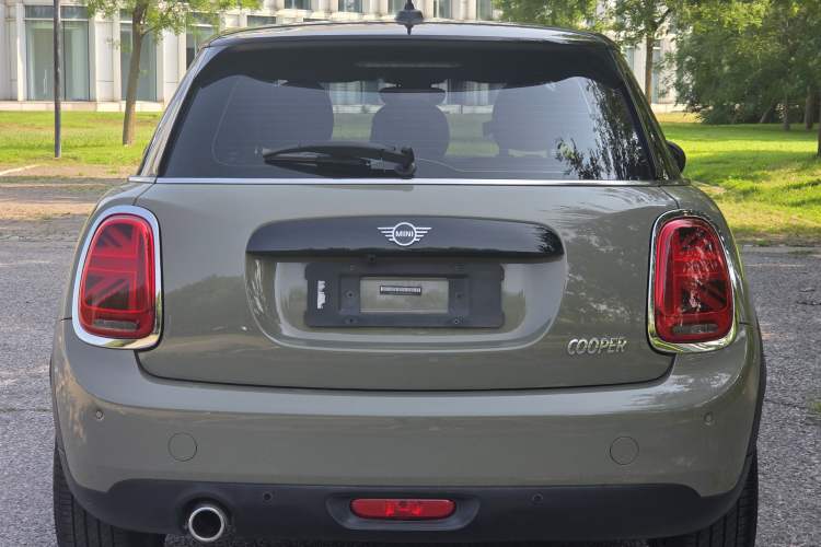 Used MINI 2018 1.5T COOPER Classic Edition Five-Door Version Exterior 5