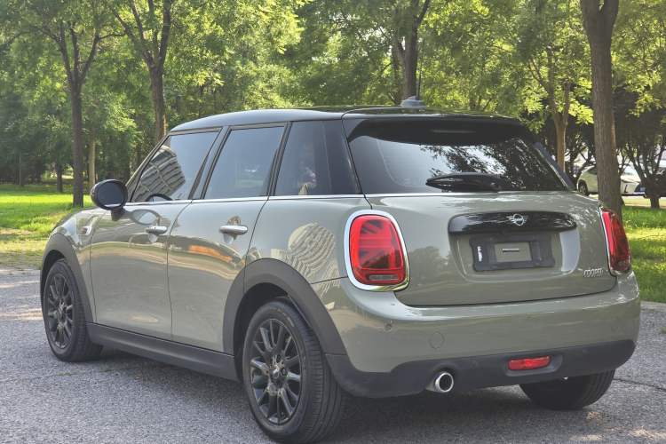 Used MINI 2018 1.5T COOPER Classic Edition Five-Door Version Exterior 6