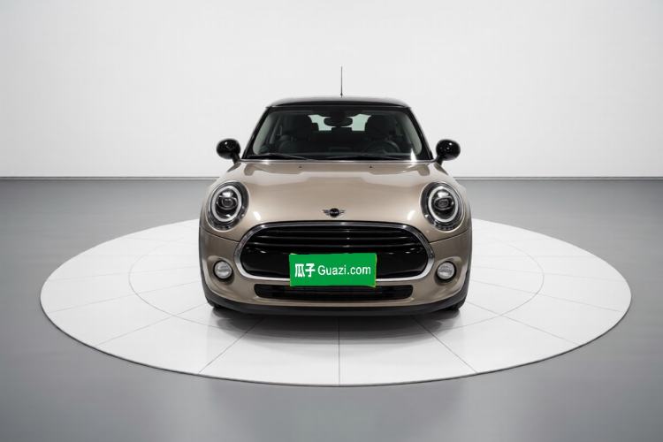 Used MINI 2018 1.5T COOPER Classic Edition Front