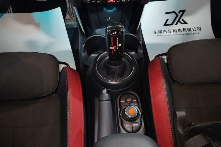Used MINI 2018 2.0T COOPER S Racing Edition 5-door model Gear Lever