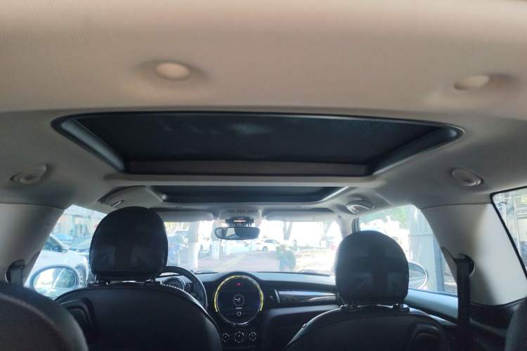 Used MINI 2018 2.0T COOPER S Artist Headliner