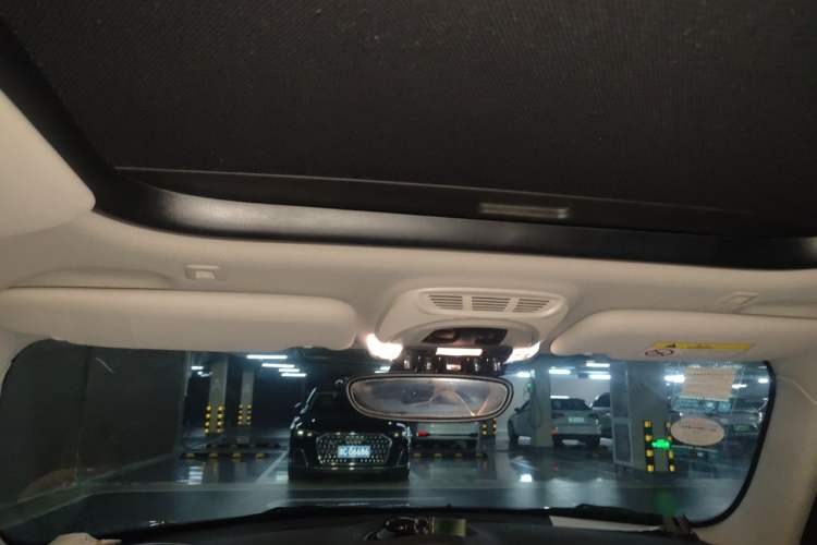 Used MINI 2018 1.5T COOPER Classic Edition Five-Door Version Headliner