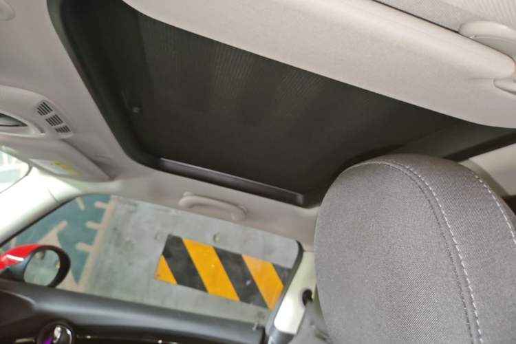Used MINI 2018 1.5T COOPER Classic Edition Headliner