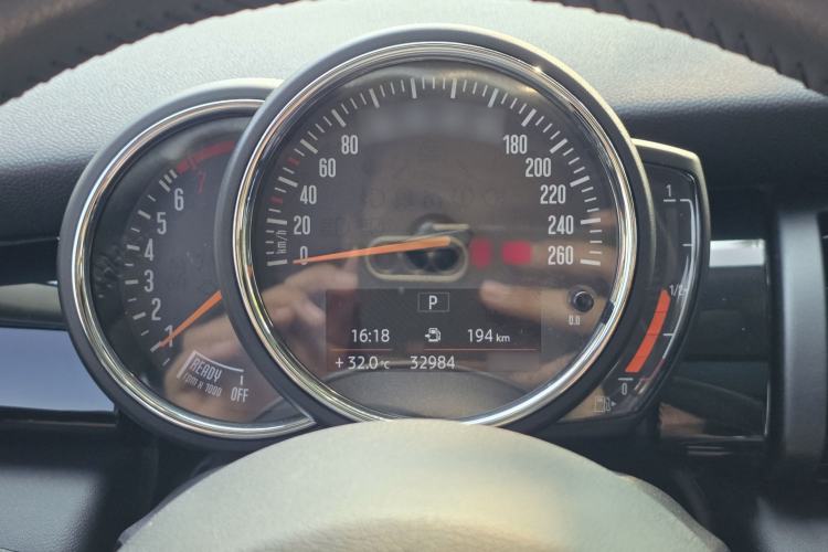 Used MINI 2018 1.5T COOPER Classic Edition Five-Door Version Instrument Cluster