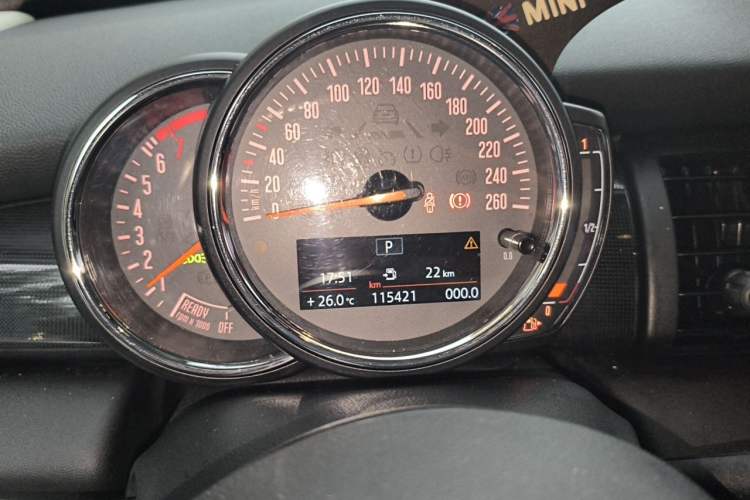 Used MINI 2018 1.5T COOPER Classic Edition Five-Door Version Instrument Cluster