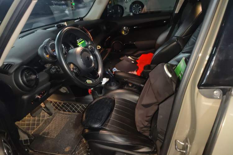 Used MINI 2018 1.5T COOPER Classic Edition Five-Door Version Left Front Seat