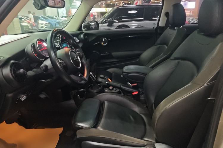 Used MINI 2018 2.0T COOPER S Classic Edition Left Front Seat