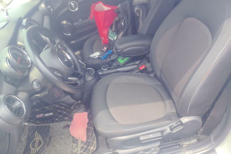 Used MINI 2018 1.5T ONE PLUS Left Front Seat