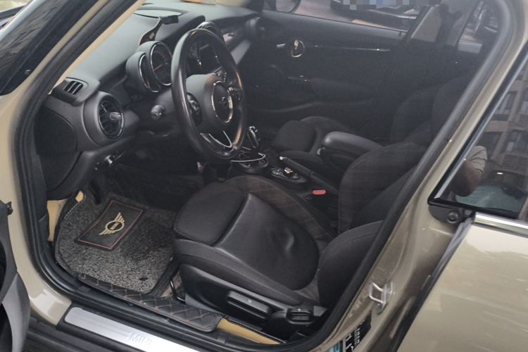 Used MINI 2018 1.5T COOPER Classic Edition Five-Door Version Left Front Seat
