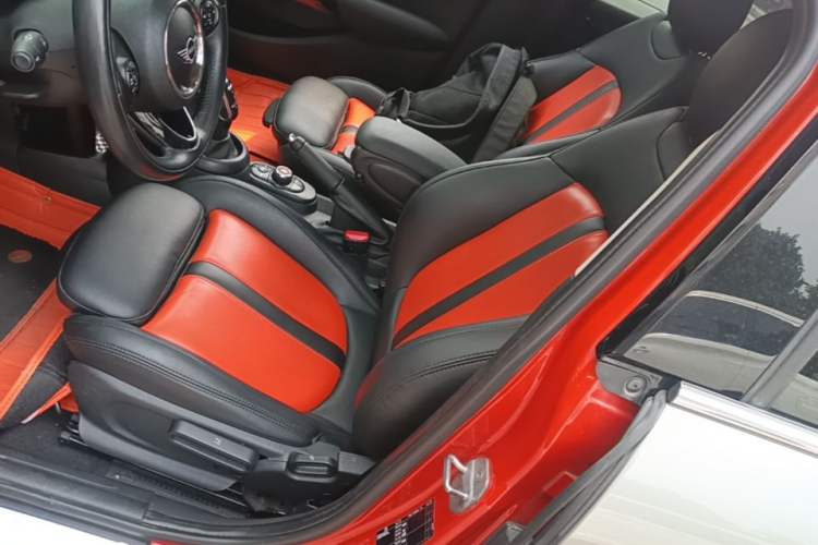 Used MINI 2018 1.5T COOPER Classic Edition Five-Door Version Left Front Seat