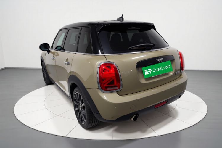 Used MINI 2018 1.5T COOPER Classic Edition Five-Door Version Rear Left 45 Deg