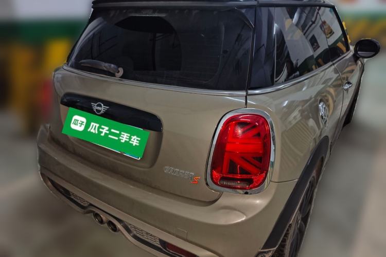 Used MINI 2018 2.0T COOPER S Classic Edition Rear Right 45 Deg