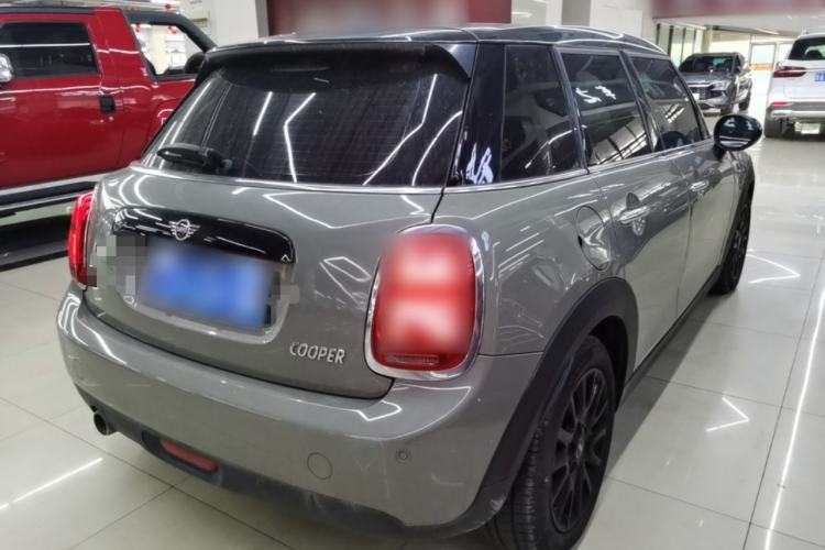 Used MINI 2018 1.5T COOPER Classic Edition Five-Door Version Rear Right 45 Deg
