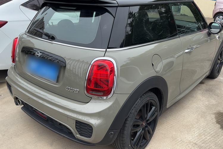Used MINI 2018 1.5T COOPER Racing Driver Rear Right 45 Deg