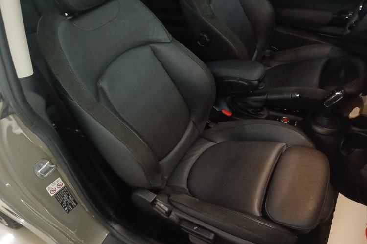 Used MINI 2018 1.5T COOPER Artist Right Front Seat