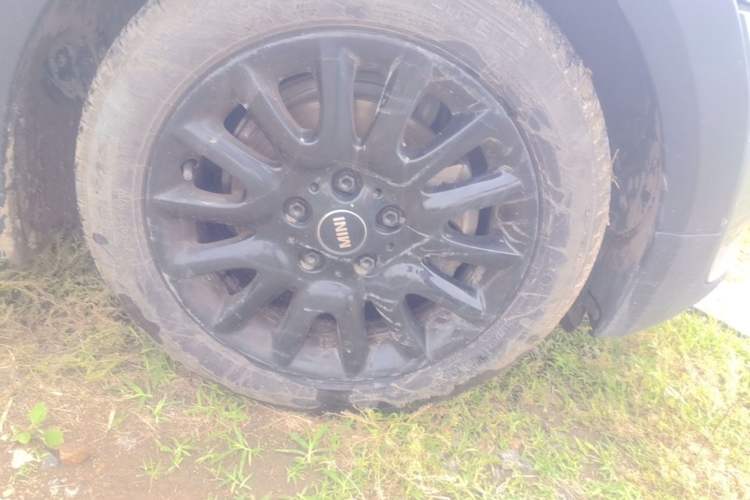 Used MINI 2018 1.5T ONE PLUS Right Front Wheel Hub
