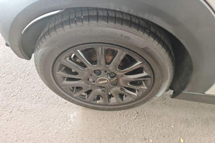 Used MINI 2018 1.5T COOPER Classic Edition Right Rear Wheel Hub