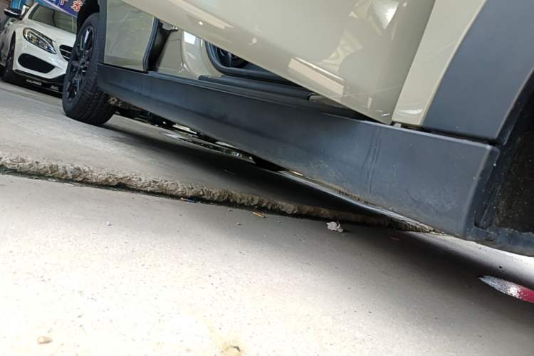 Used MINI 2018 1.5T COOPER Classic Edition Five-Door Version Right Side Sill