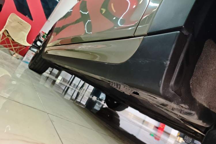 Used MINI 2018 1.5T COOPER Racing Driver Right Side Sill