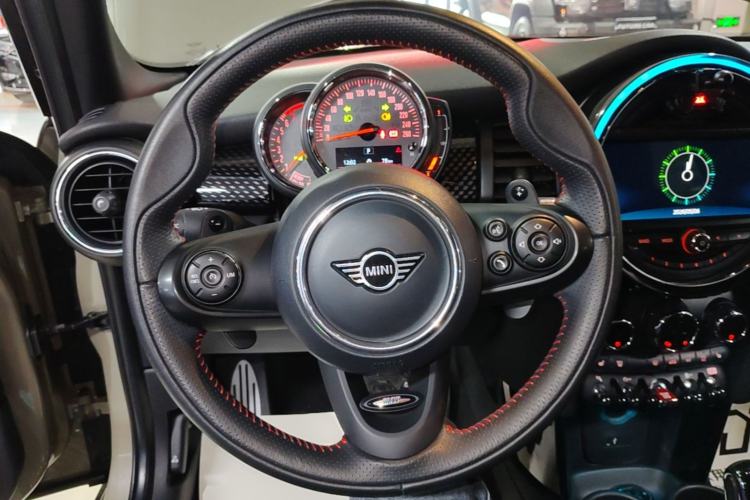 Used MINI 2018 2.0T COOPER S Racing Edition 5-door model Steering Wheel